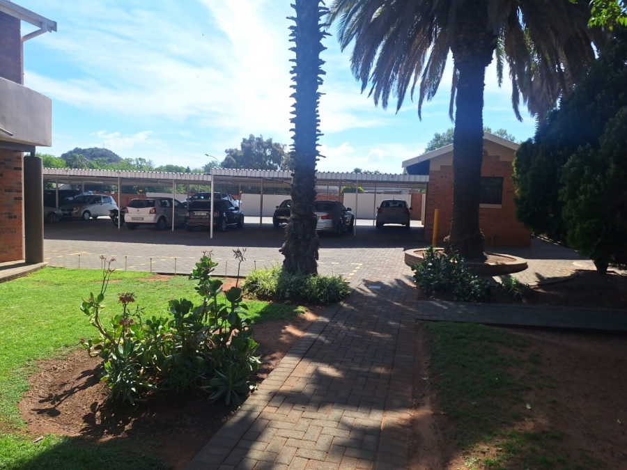 3 Bedroom Property for Sale in Langenhovenpark Free State